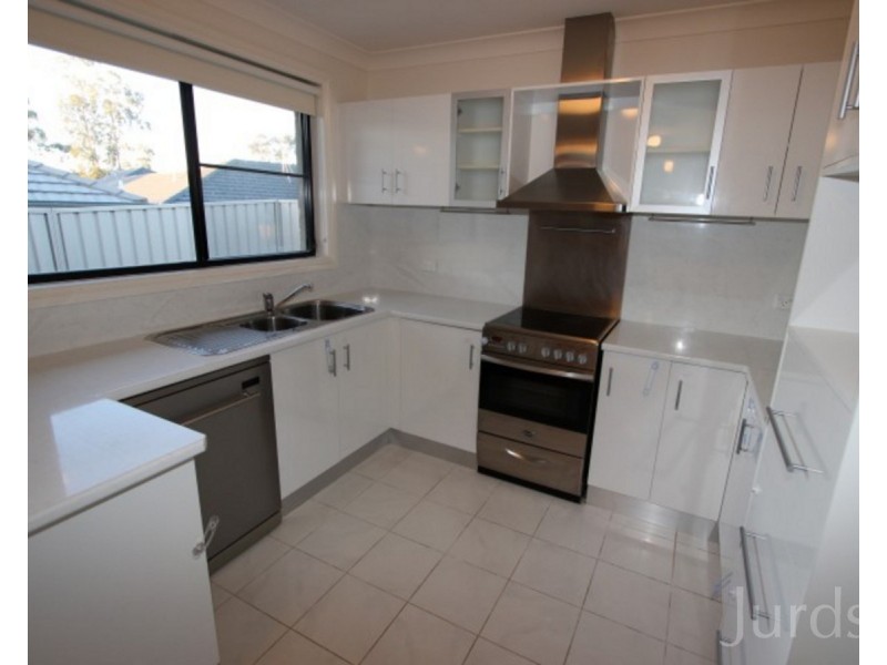 2/42 O’Shea Circuit, Cessnock NSW 2325