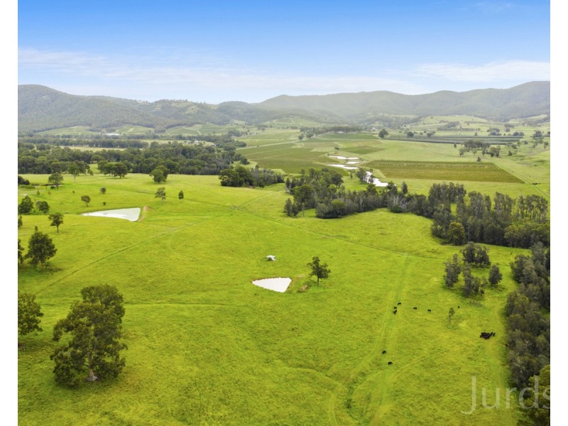 402 Oakey Creek Road, Pokolbin NSW 2320