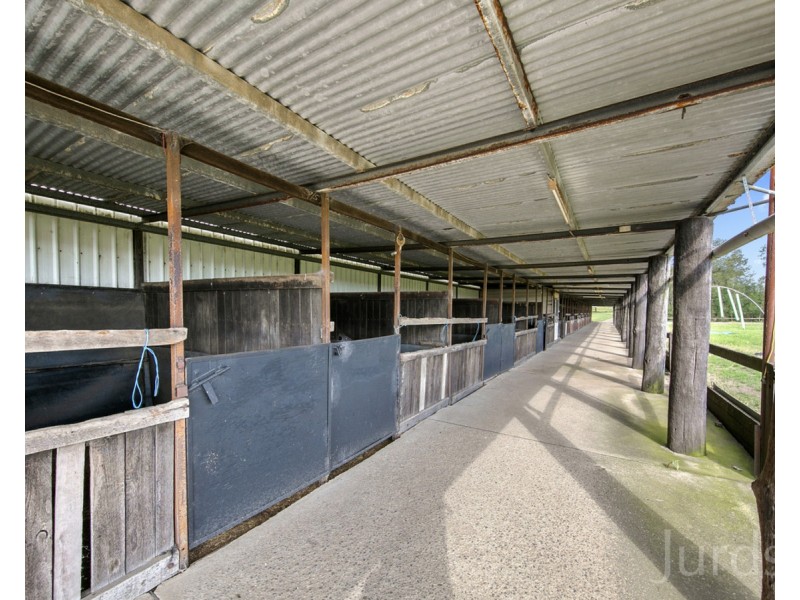 105 Windermere Road, Lochinvar NSW 2321