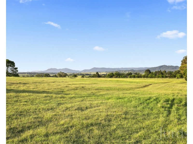 105 Windermere Road, Lochinvar NSW 2321