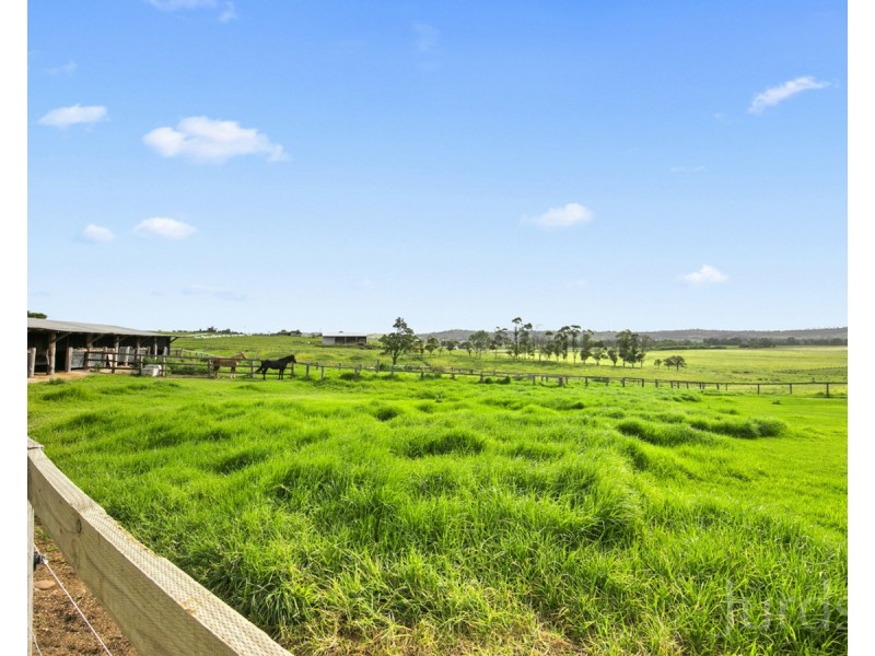105 Windermere Road, Lochinvar NSW 2321
