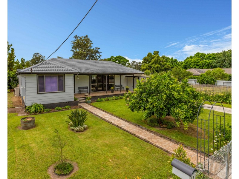 73 Anvil Street, Greta NSW 2334
