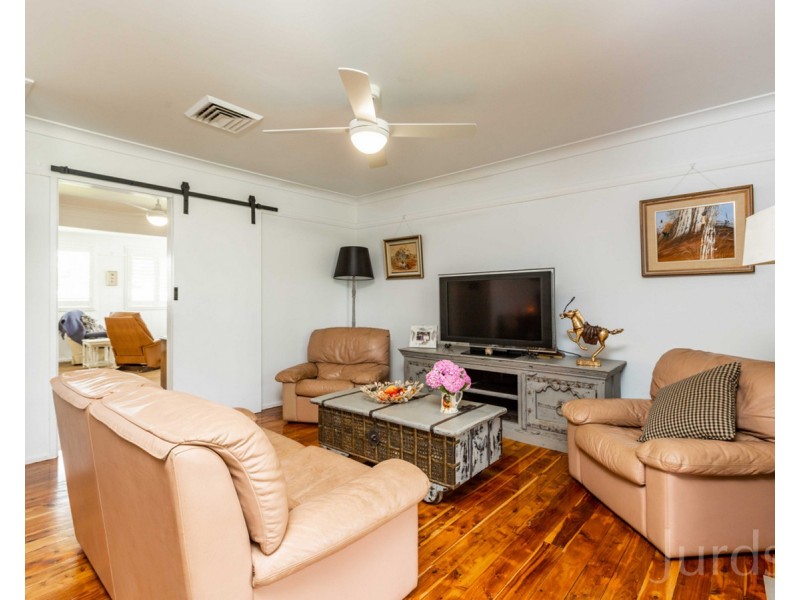 73 Anvil Street, Greta NSW 2334