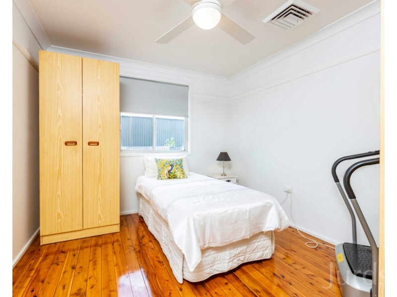 73 Anvil Street, Greta NSW 2334