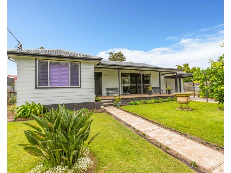 73 Anvil Street, Greta NSW 2334
