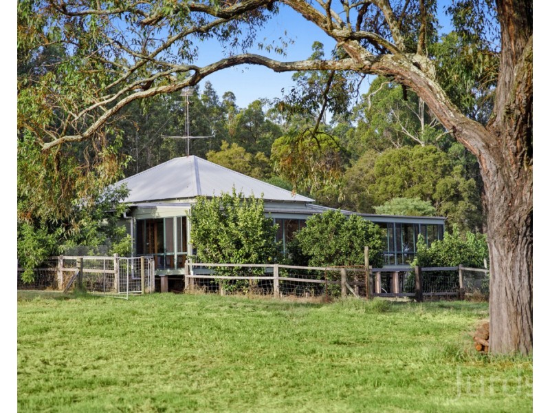 109 Ellalong Street, Kearsley NSW 2325