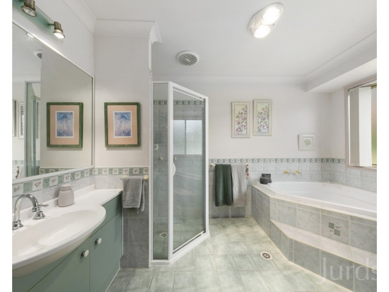 1 Hanwood Road, North Rothbury NSW 2335