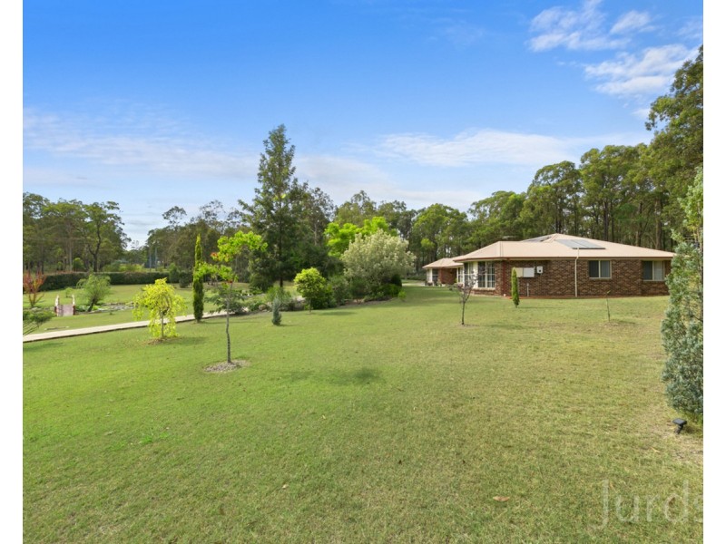 1 Hanwood Road, North Rothbury NSW 2335