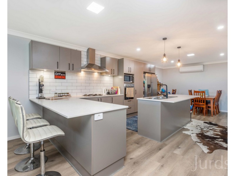 1/9 Portrush Avenue, Cessnock NSW 2325