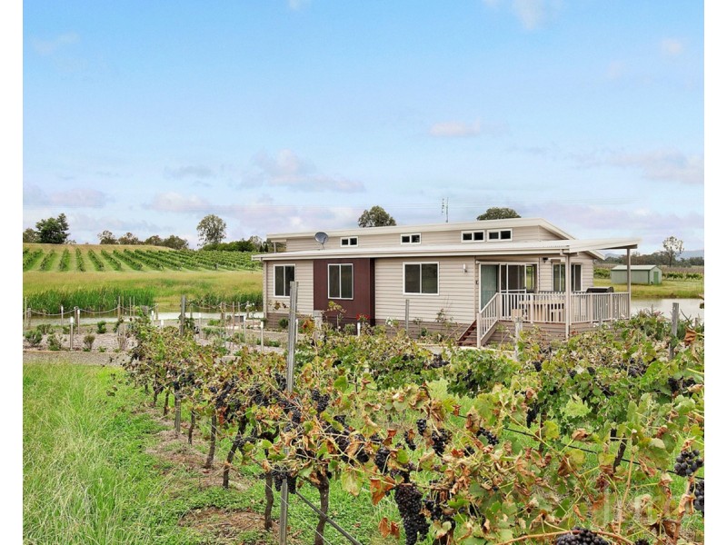 201 Talga Road, Lovedale NSW 2325