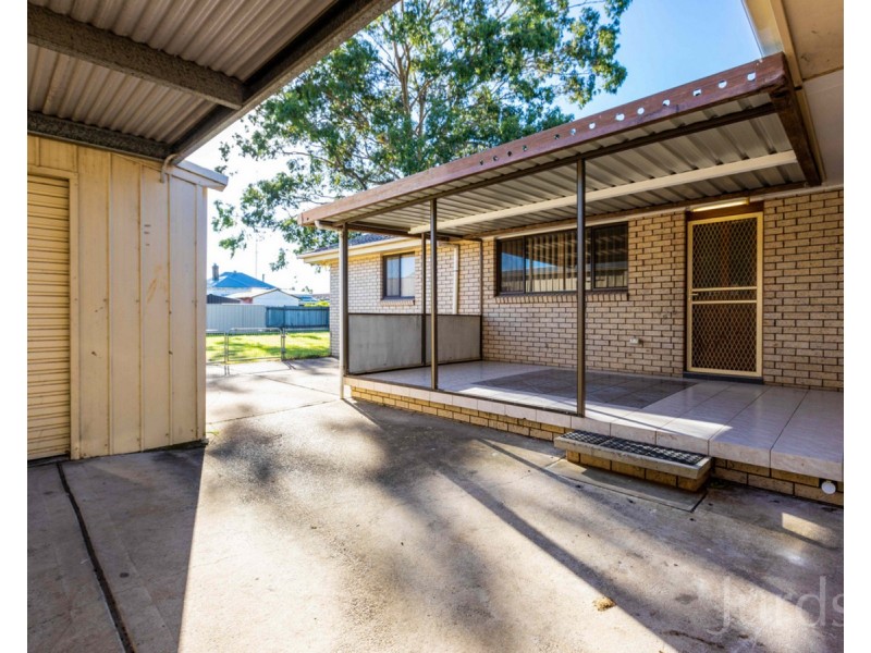 20 Charlton Street, Cessnock NSW 2325