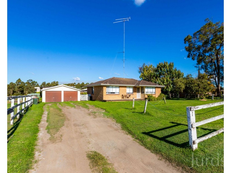 9 Racecourse Road, Cessnock NSW 2325