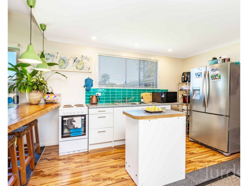 9 Racecourse Road, Cessnock NSW 2325