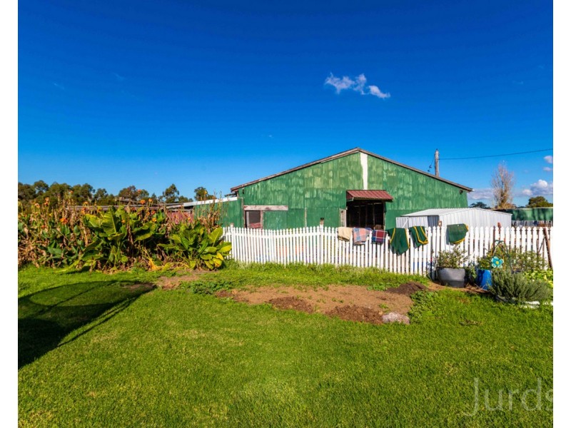 9 Racecourse Road, Cessnock NSW 2325