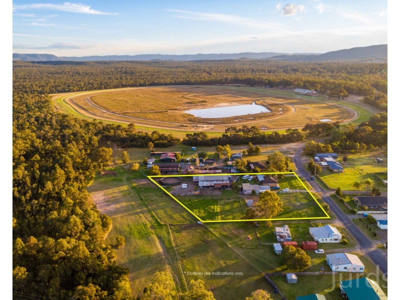 9 Racecourse Road, Cessnock NSW 2325