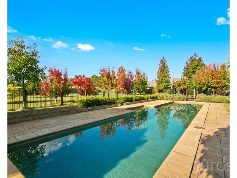 1368 Wine Country Drive, Rothbury NSW 2320