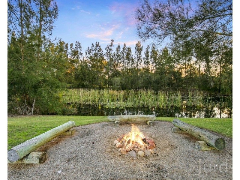 1368 Wine Country Drive, Rothbury NSW 2320