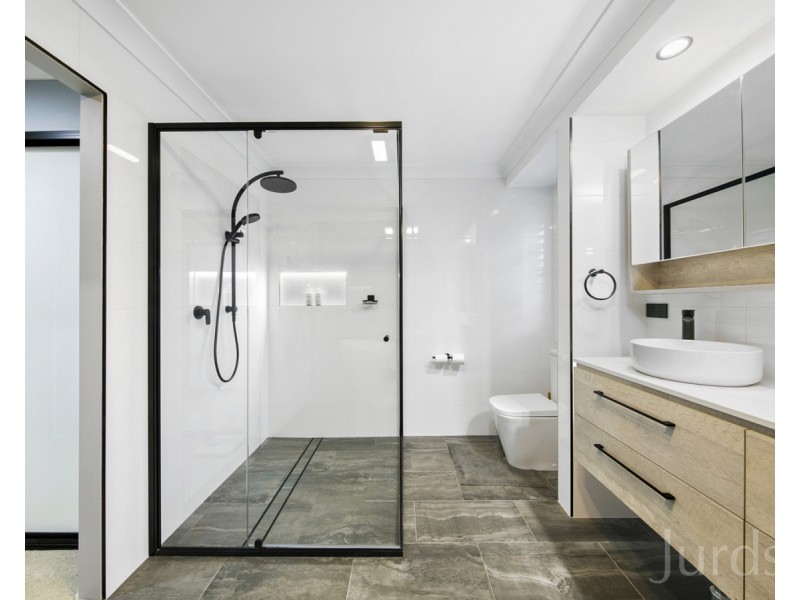 1368 Wine Country Drive, Rothbury NSW 2320