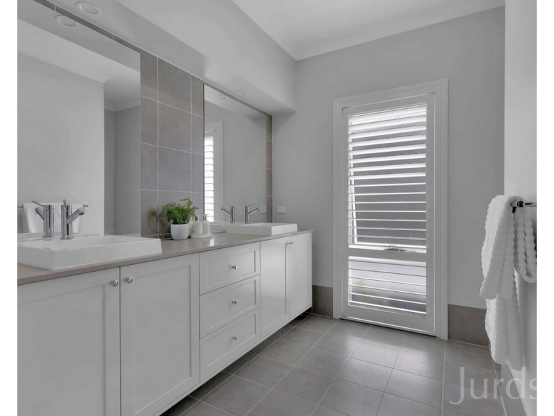 23 Kinnavane Road, North Rothbury NSW 2335