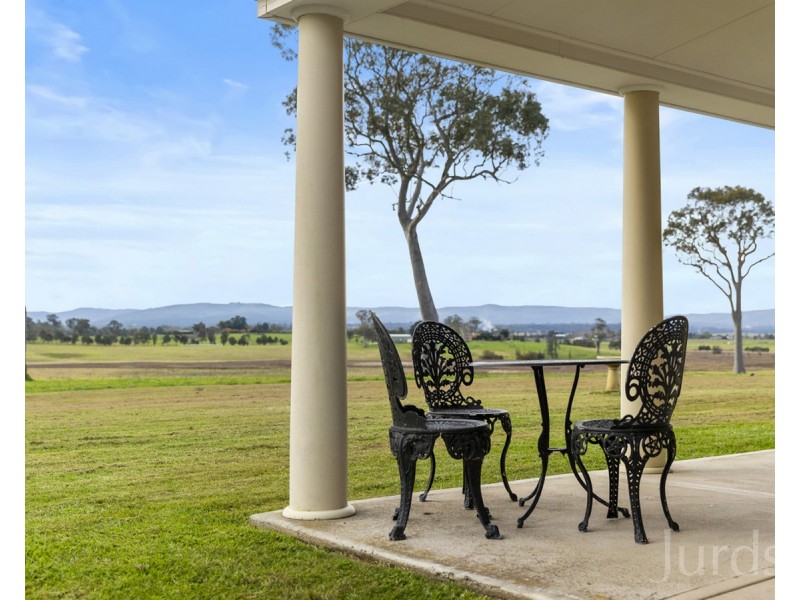 252 Tocal Road, Bolwarra Heights NSW 2320