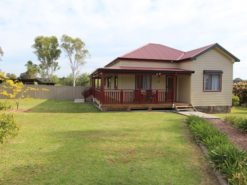 7 Jeffries Street, Kearsley NSW 2325