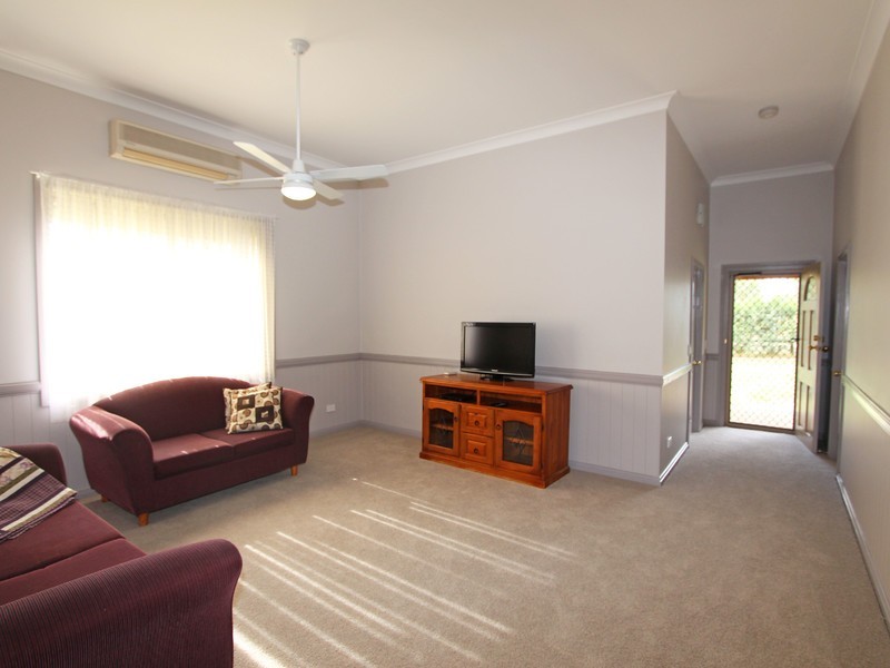 7 Jeffries Street, Kearsley NSW 2325