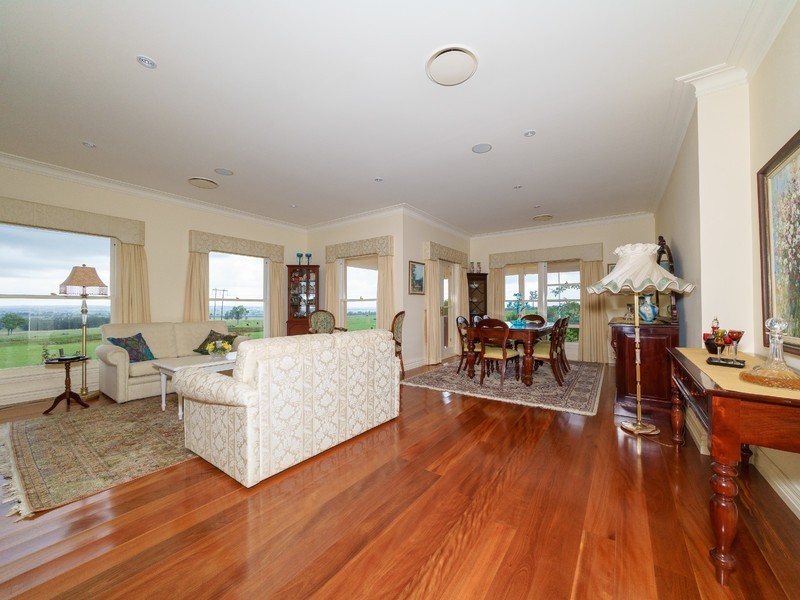 30 Coachmans Drive, Singleton NSW 2330