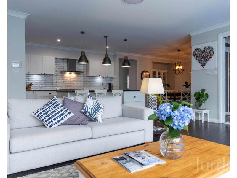 16 Harkin Road (Huntlee), North Rothbury NSW 2335