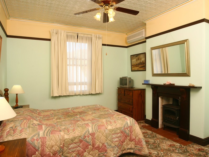 19 King Street, Paterson NSW 2421