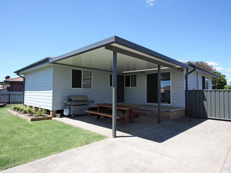 12 Elliott Street, Kurri Kurri NSW 2327