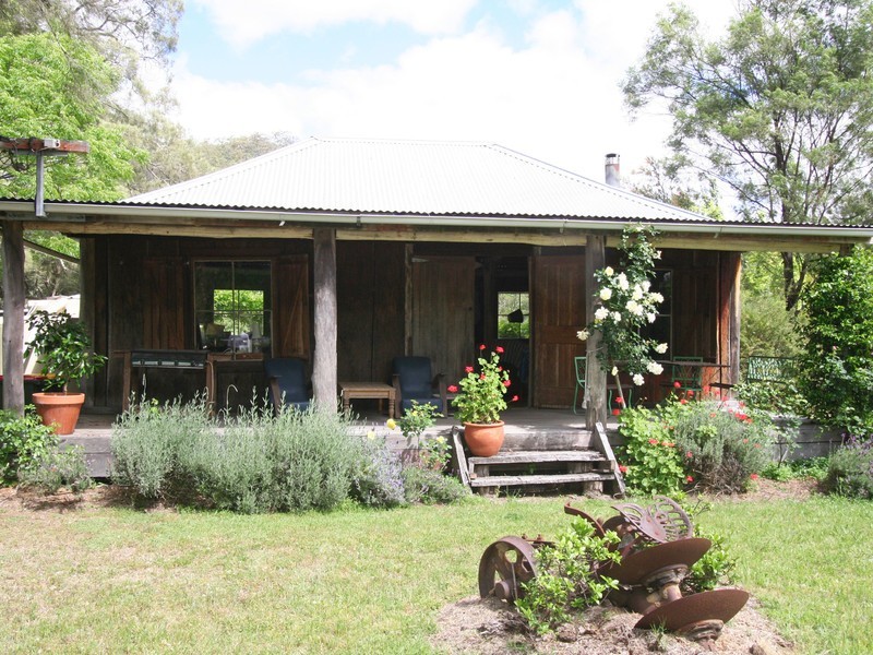2680 Wollombi Road, Wollombi NSW 2325