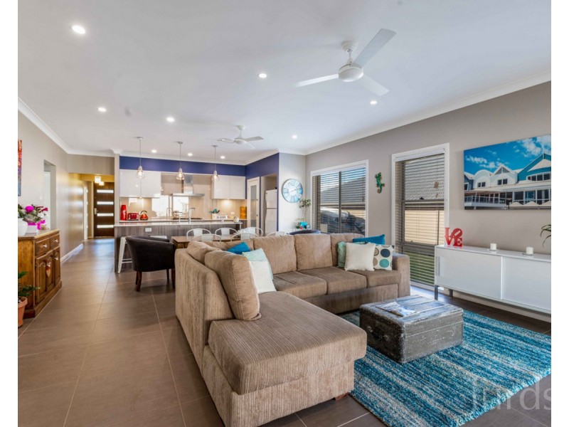 14 Ainsworth Crescent (Huntlee), North Rothbury NSW 2335