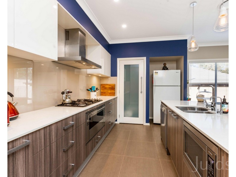 14 Ainsworth Crescent (Huntlee), North Rothbury NSW 2335