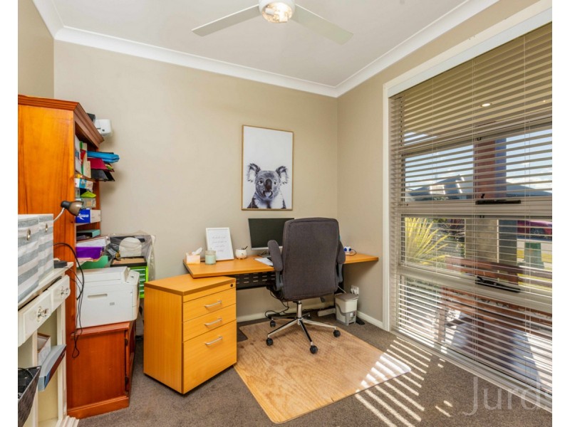 14 Ainsworth Crescent (Huntlee), North Rothbury NSW 2335