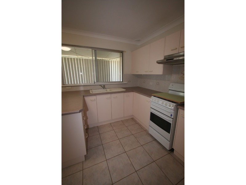 33 Moore St, Cessnock NSW 2325