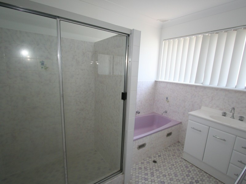 33 Moore St, Cessnock NSW 2325