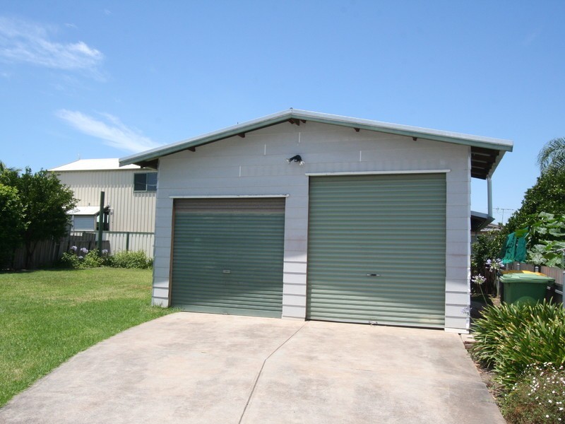 33 Moore St, Cessnock NSW 2325