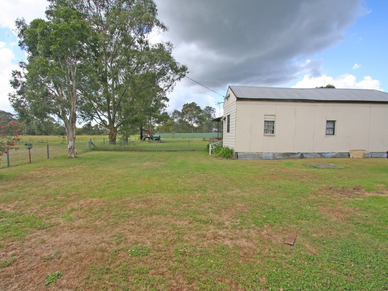 16 Lloyd Street, Greta NSW 2334