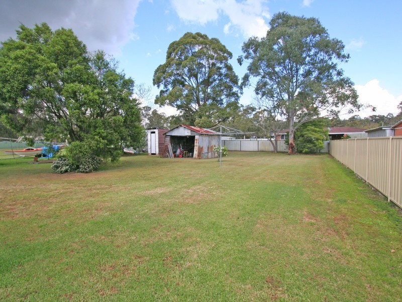 16 Lloyd Street, Greta NSW 2334
