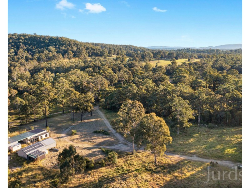 425 Lake Road, Elrington NSW 2325