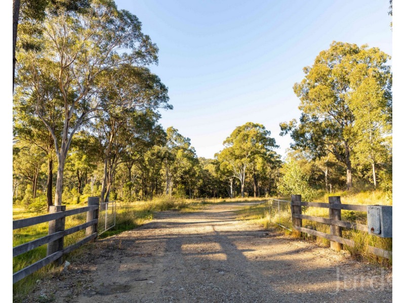 425 Lake Road, Elrington NSW 2325