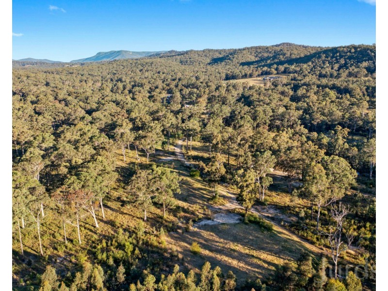 425 Lake Road, Elrington NSW 2325