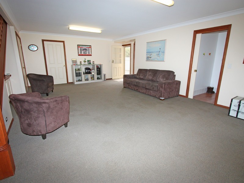 9 Millfield Street, Cessnock NSW 2325