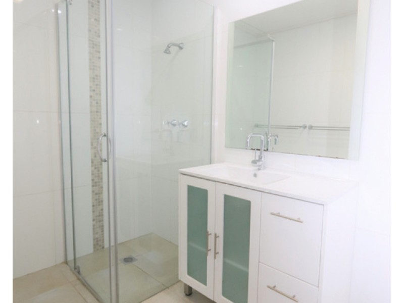 8 Torrens Road, Abermain NSW 2326