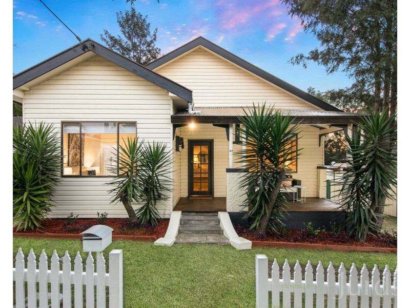 87 Desmond Street, Cessnock NSW 2325