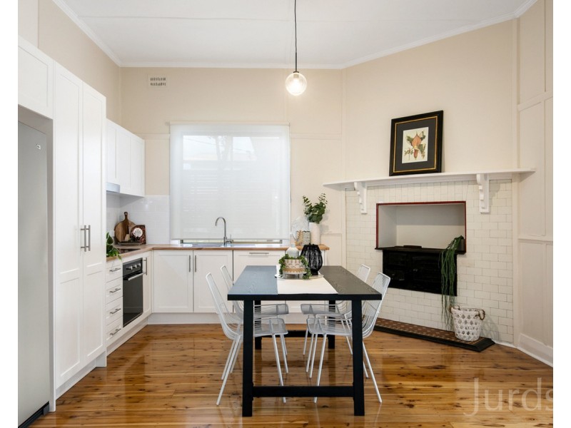 87 Desmond Street, Cessnock NSW 2325