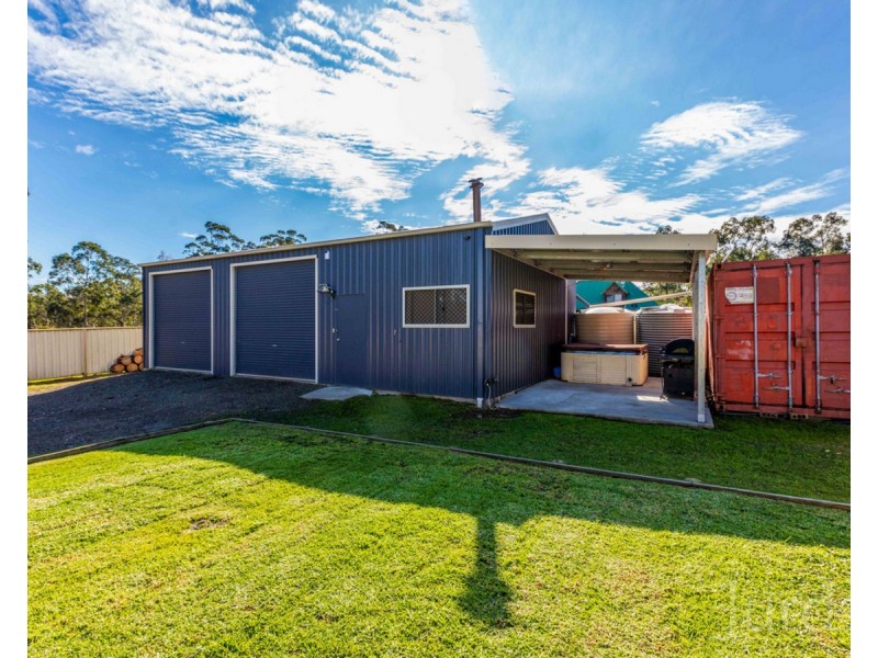 9 Stirling Street, Abernethy NSW 2325