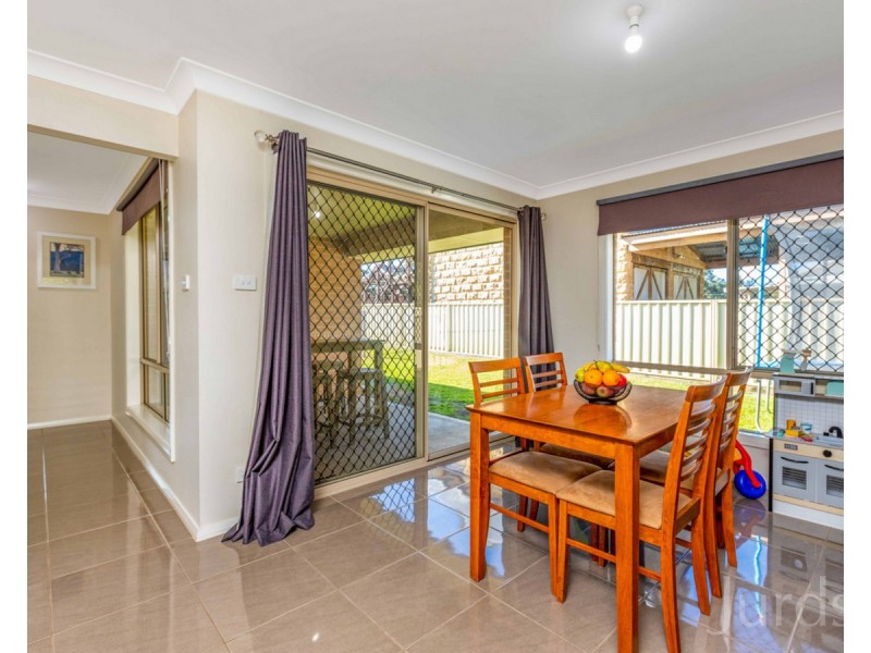 9 Stirling Street, Abernethy NSW 2325