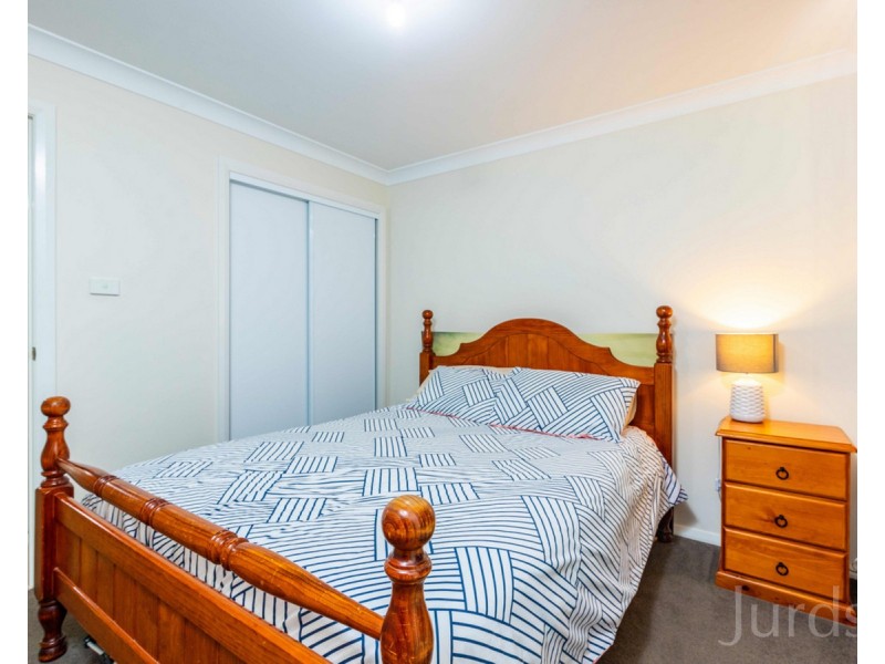 9 Stirling Street, Abernethy NSW 2325