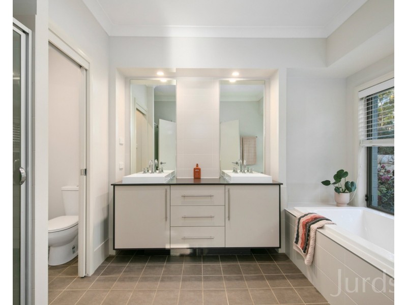 1760 Wine Country Drive, North Rothbury NSW 2335